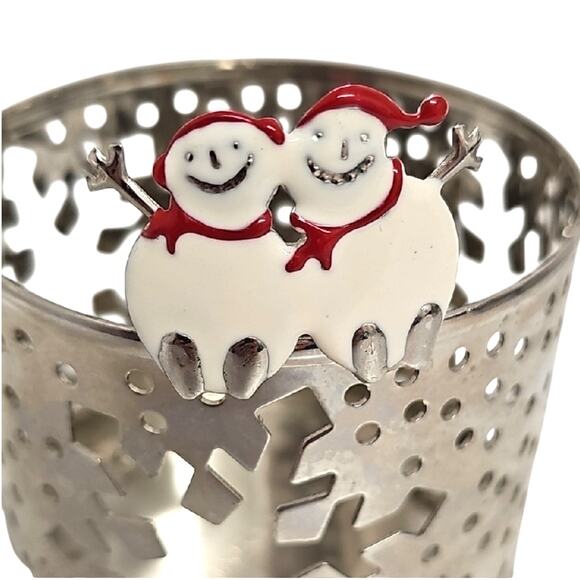 Bath and Bodyworks Charming Sitting Snowman Silver Silver Candle Holder 4 oz. - Picture 2 of 9